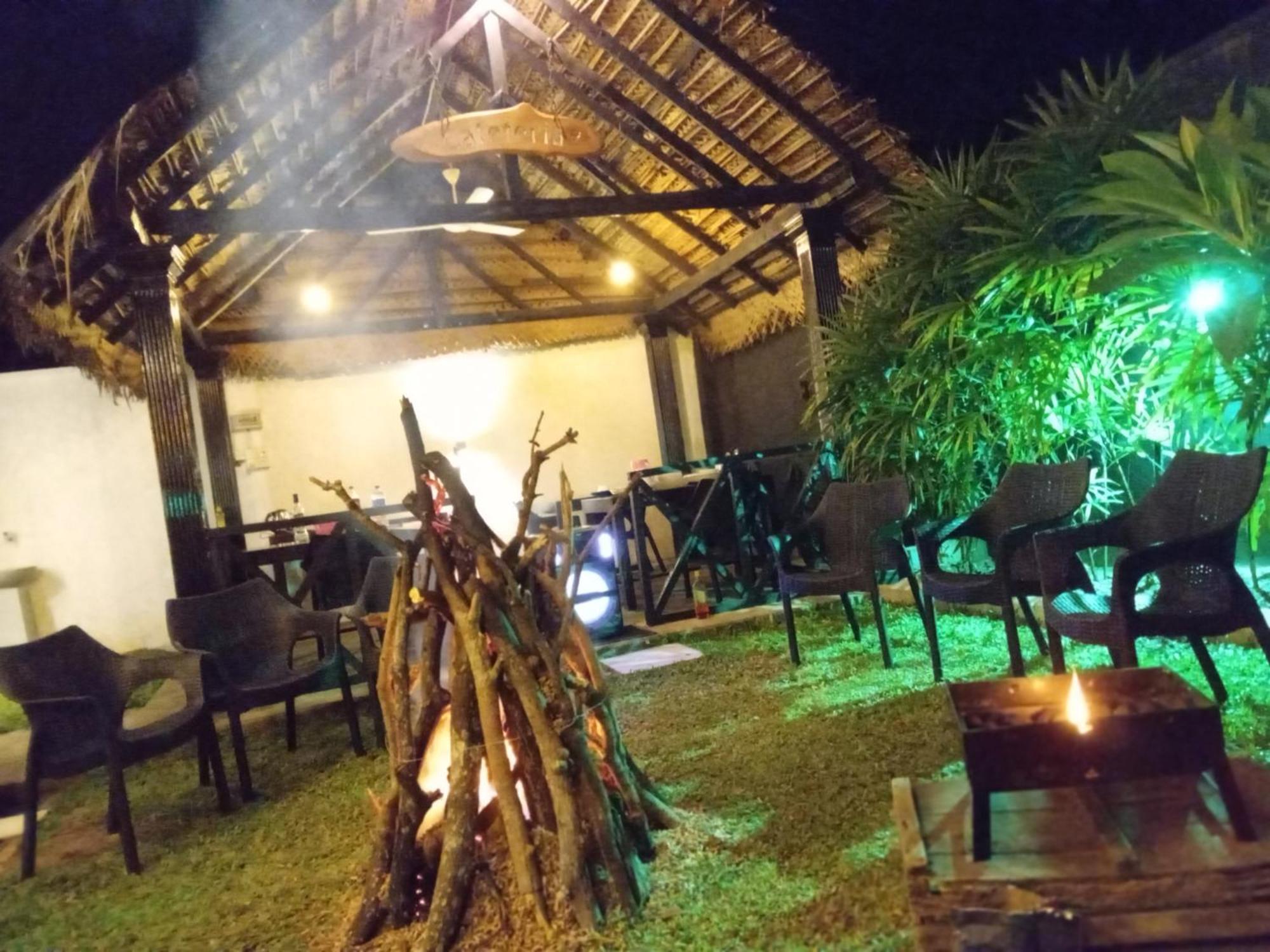 Elephant Park Family Bungalow Udawalawe Eksteriør bilde